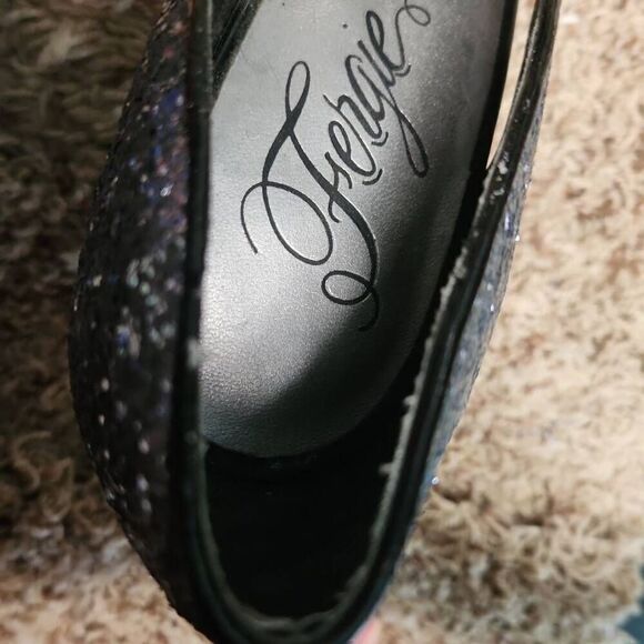 ɗ Fergie silver sparkly and black high heel pumps m - Picture 12 of 12